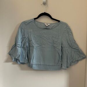 Jack by BB Dakota Blue Flutter Sleeve Crop Blouse